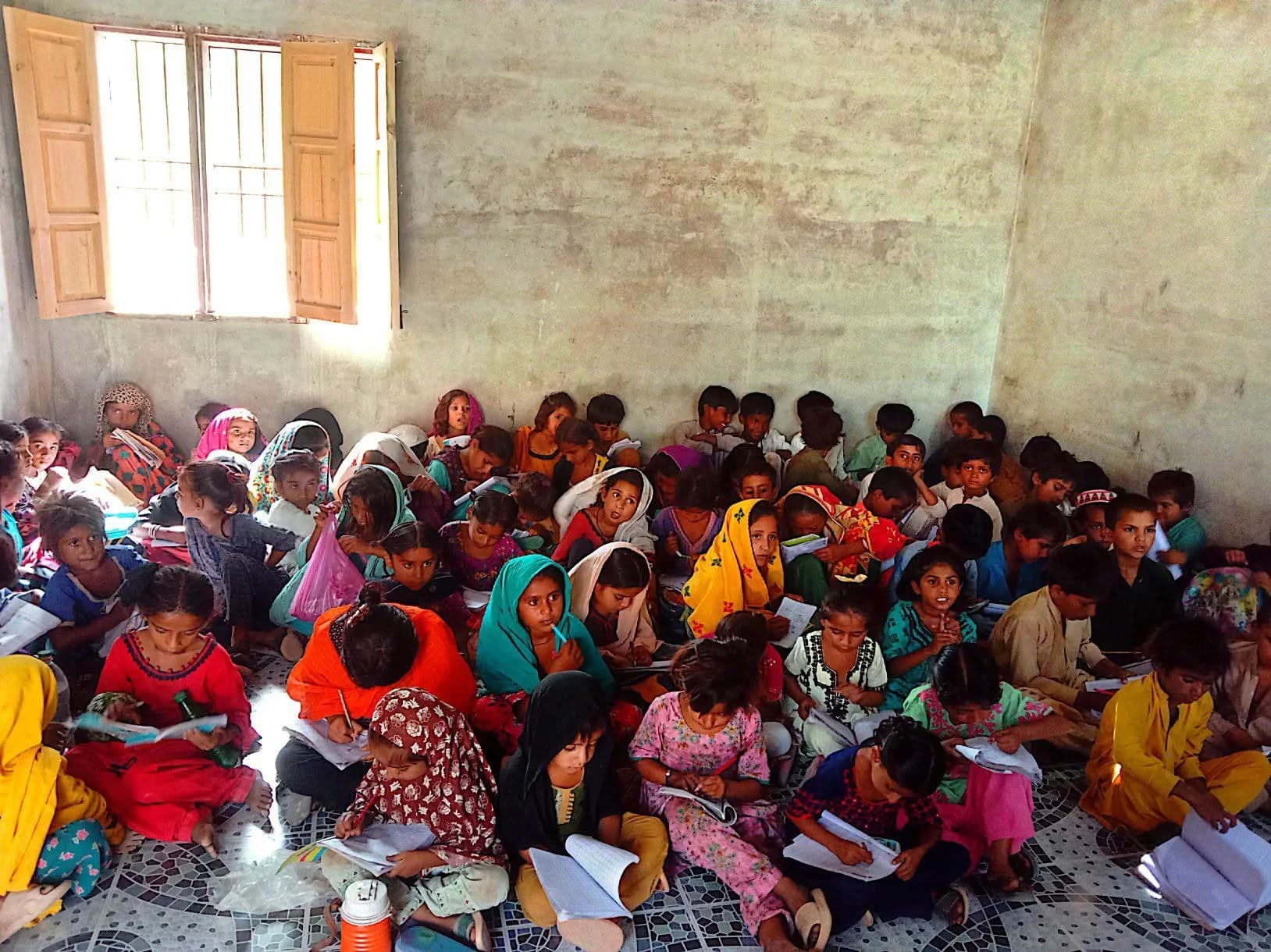 Girls studying with confidence at Suhaai